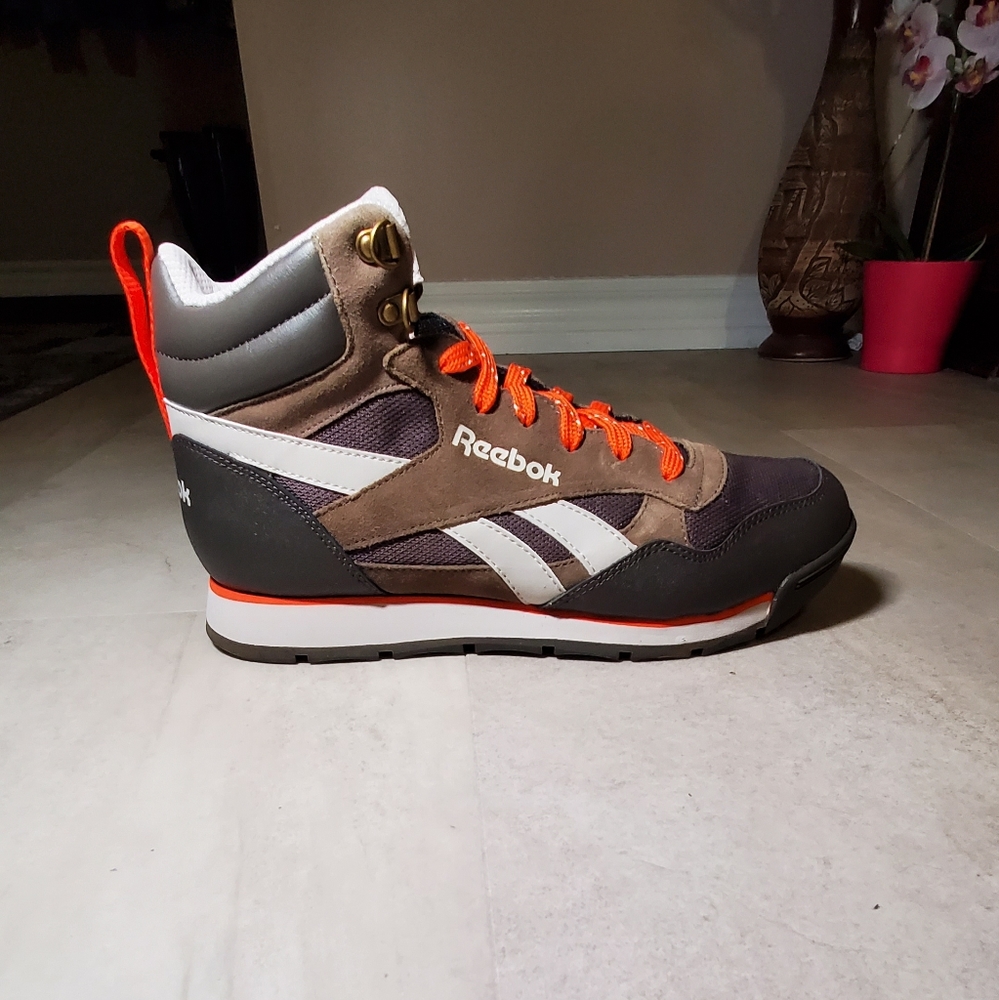Reebok Royal Hiker Men Size 9